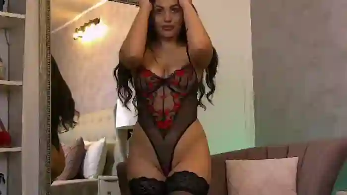 tara-alison