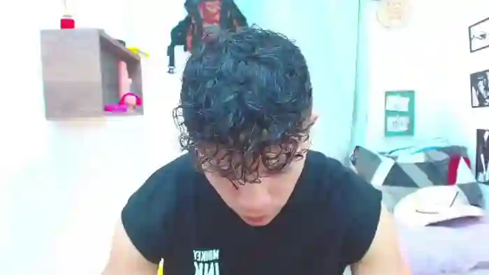 lucas-luxx