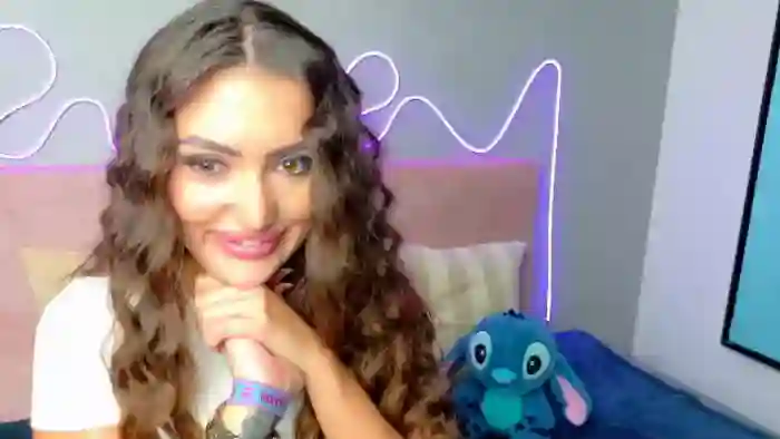 roxanne-skye