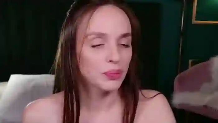 isabel-adams