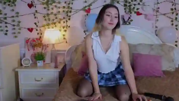 nika-spankwell