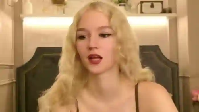 naomi-loys