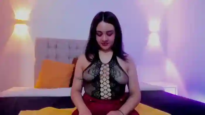 lucy-harris