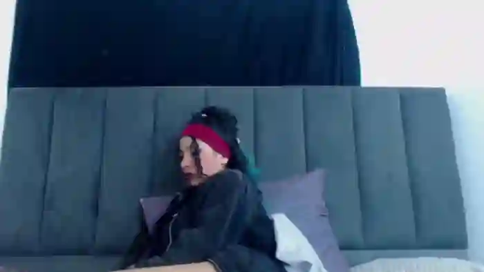 petite-ariana