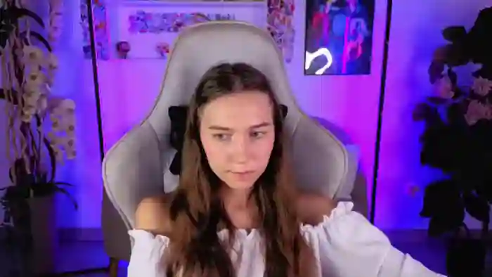 olivia-lay