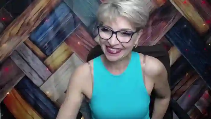 holly-incredible