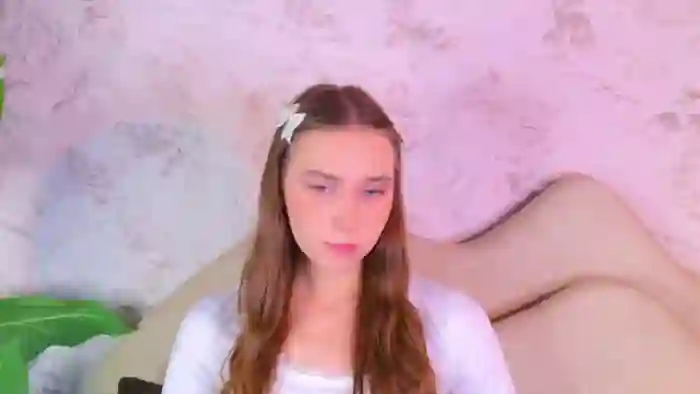 olivia-lay