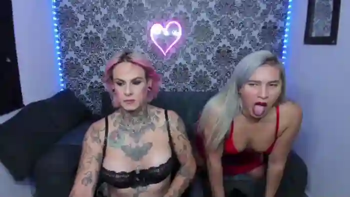 nathaly-rose-and-lizz-grant