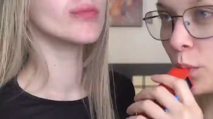 mae-beddingfield-and-sara-mauri