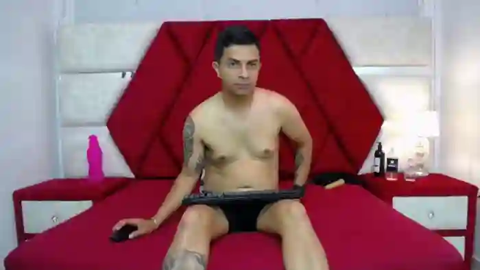 kity-lakshmi-and-jairo-spider