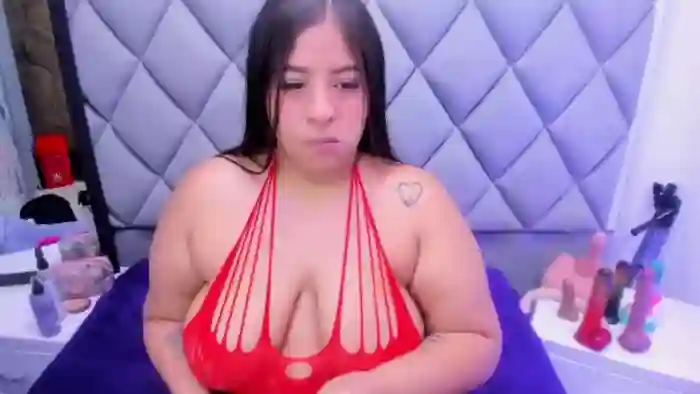 luisana-boobs