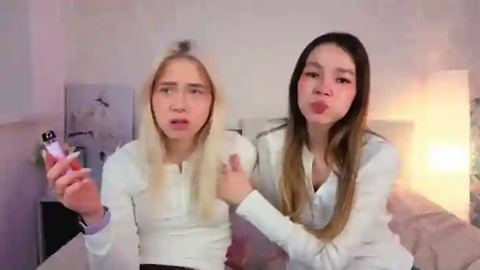 mayra-horwich-and-tiffani-sheaff