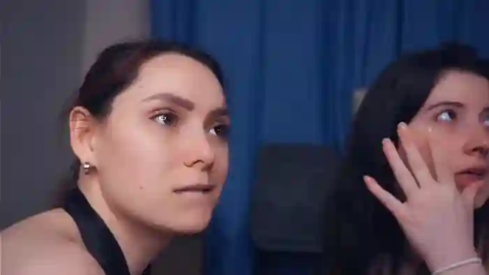 marine-delphin-and-odelyna-barrickf