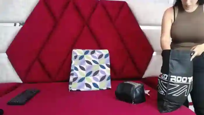 kity-lakshmi-and-jairo-spider