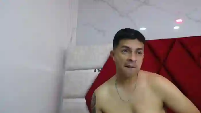 kity-lakshmi-and-jairo-spider