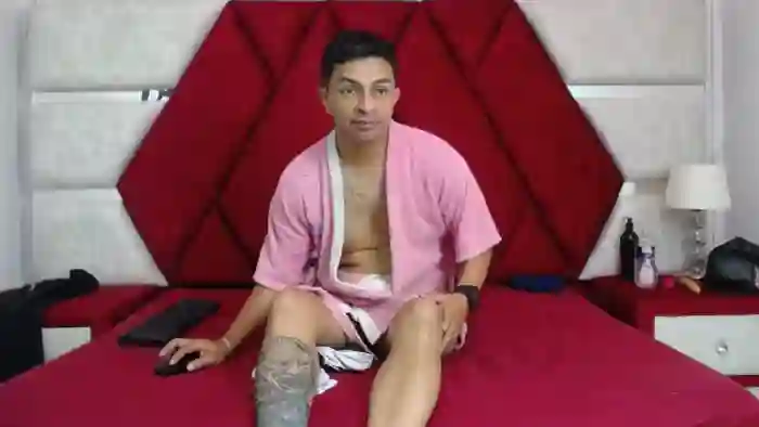 kity-lakshmi-and-jairo-spider