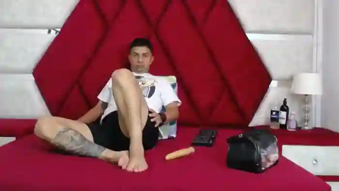 kity-lakshmi-and-jairo-spider