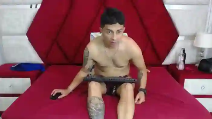 kity-lakshmi-and-jairo-spider