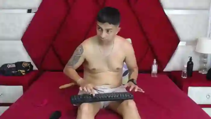 kity-lakshmi-and-jairo-spider