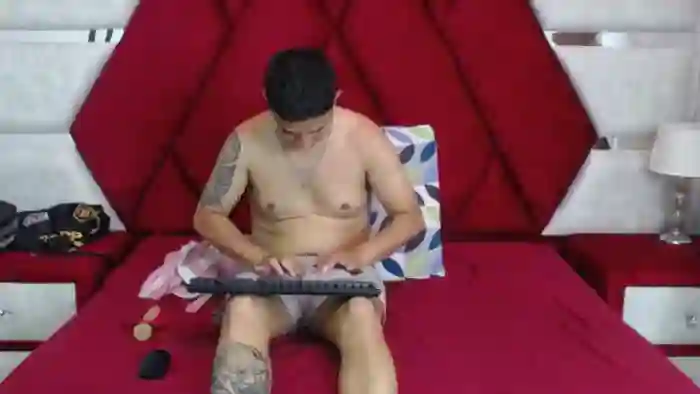 kity-lakshmi-and-jairo-spider