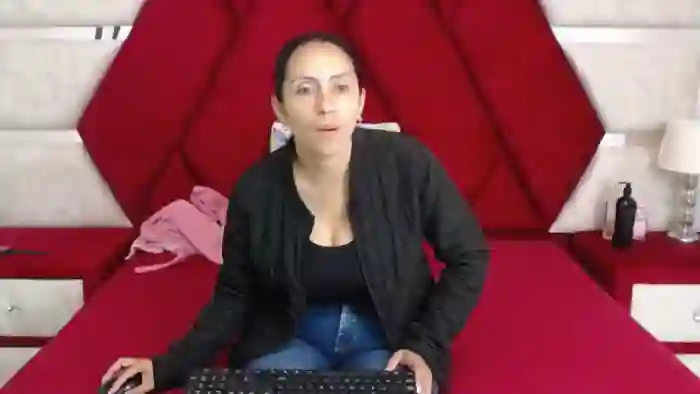 kity-lakshmi-and-jairo-spider