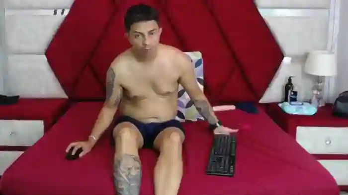 kity-lakshmi-and-jairo-spider