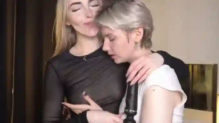 antonia-barris-and-mae-beddingfield