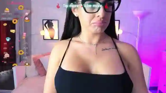 LindsayDee