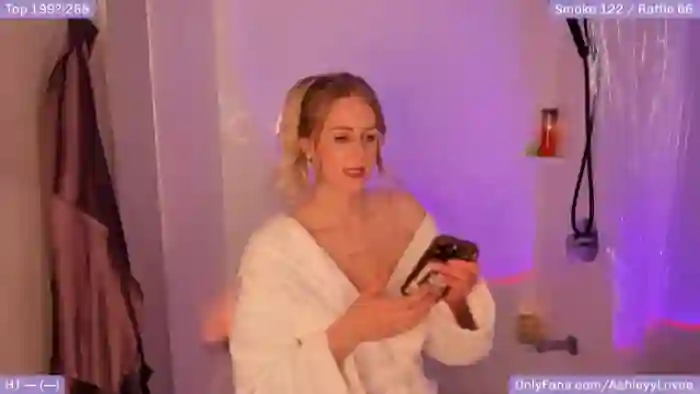 Ashleyylovee