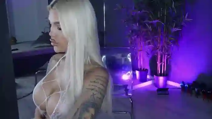 Shayblonde