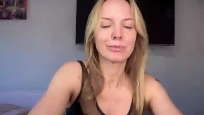 RachellLive
