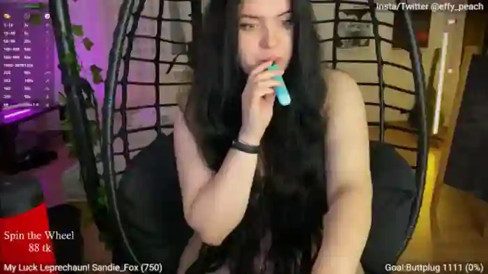 Effy_peach