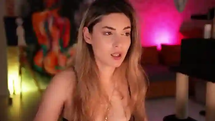 Allie_Synn