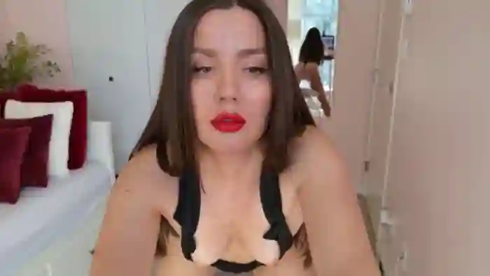BellaBaxter