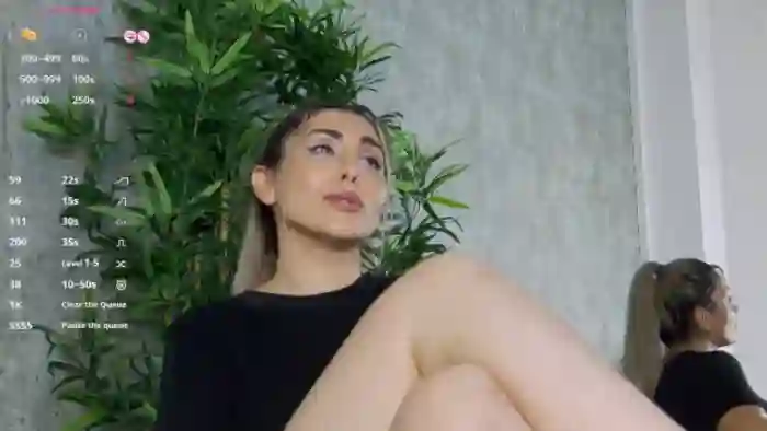 TorriHayes