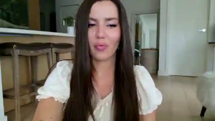 BellaBaxter