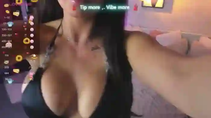 LindsayDee
