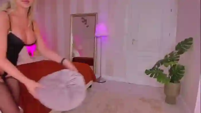 MayaDi_