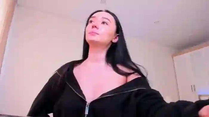 Karlee_Grey_