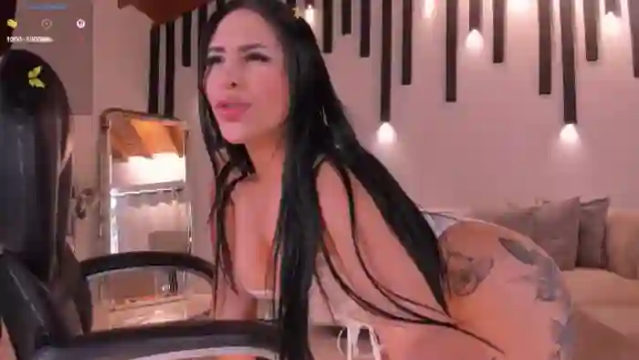 MiaRobertsX