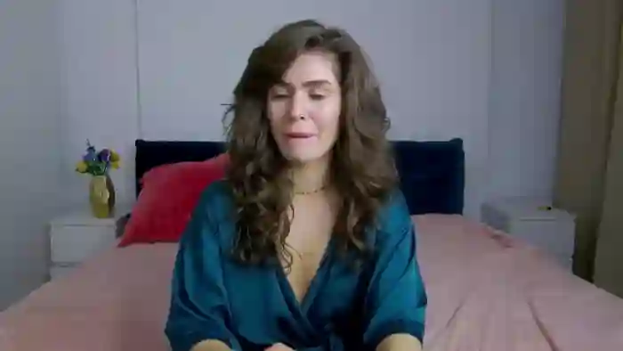 NaiaaBee