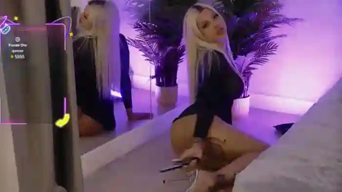 Shayblonde
