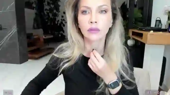 AweJolie