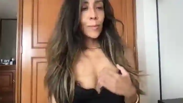 Isabella_77