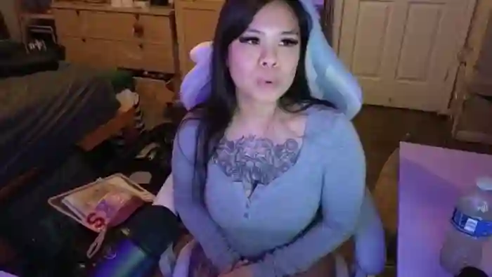 dolllface