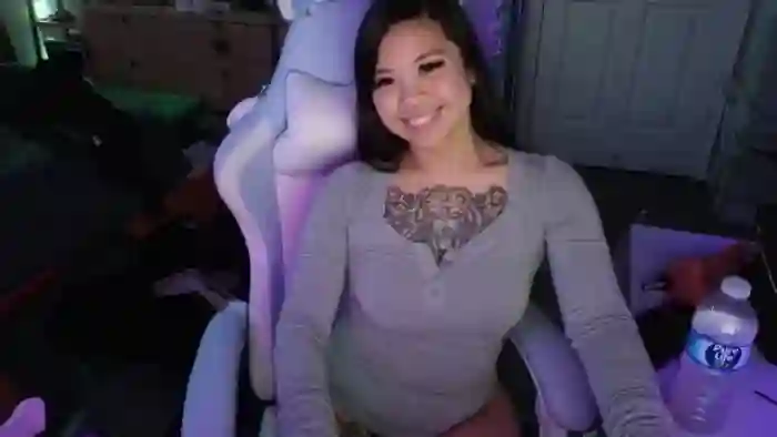 dolllface