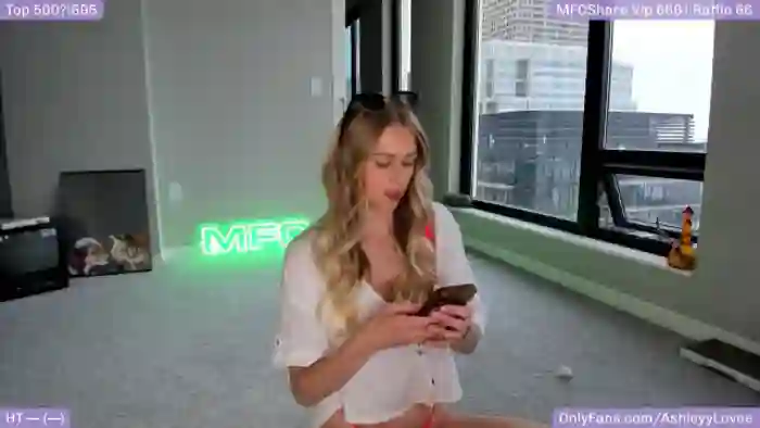 Ashleyylovee