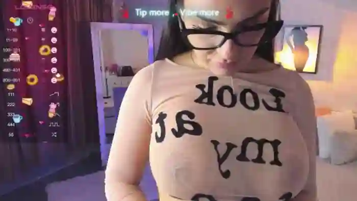 LindsayDee