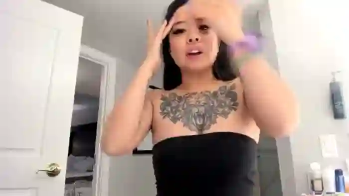 dolllface
