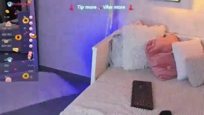 LindsayDee